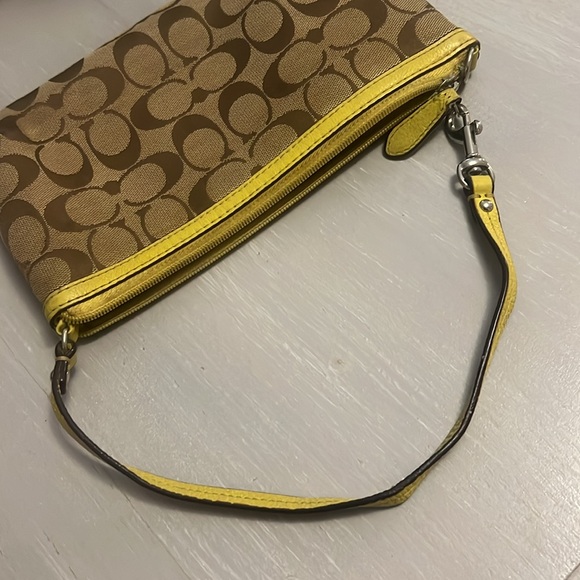 Coach Brown and Yellow Women's large wrislet - Picture 9 of 10